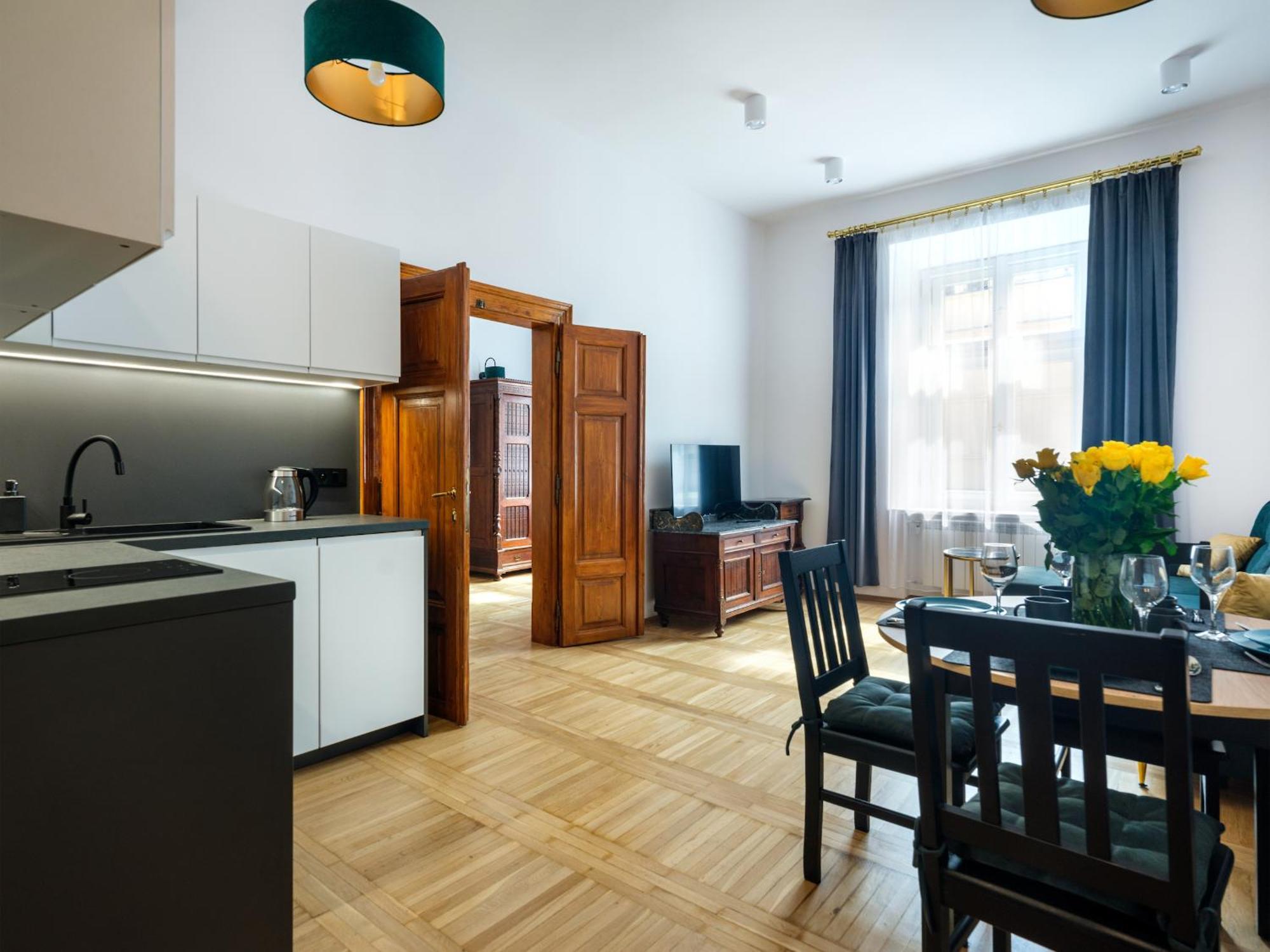 קרקוב Tyzenhauz Apartments Old Town מראה חיצוני תמונה