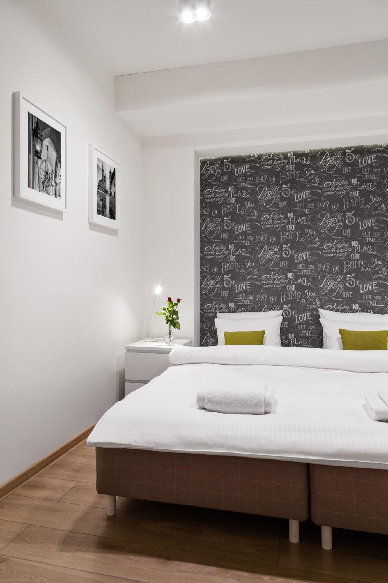 קרקוב Tyzenhauz Apartments Old Town מראה חיצוני תמונה