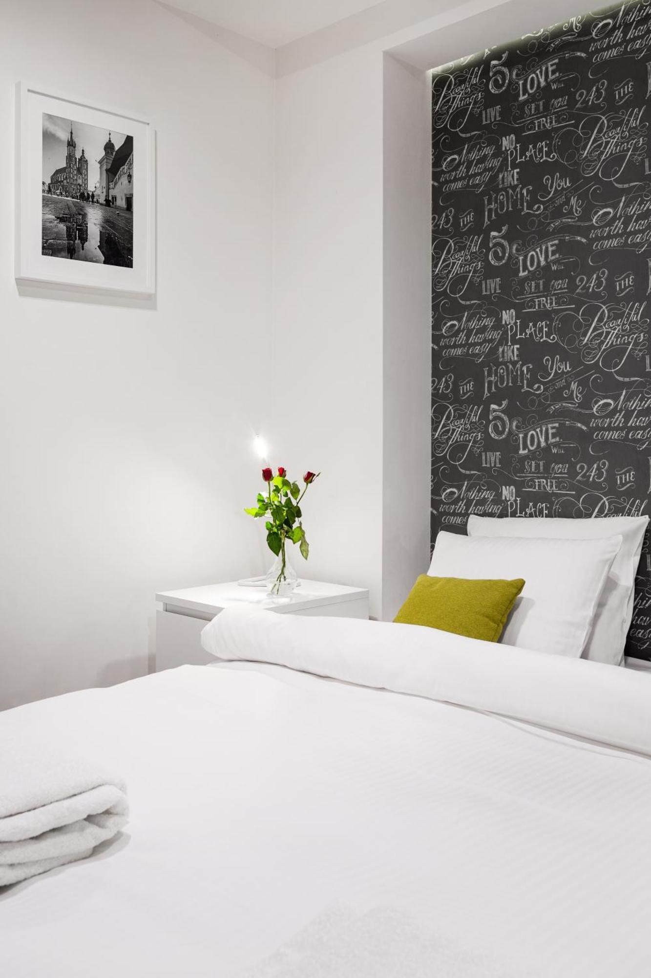 קרקוב Tyzenhauz Apartments Old Town מראה חיצוני תמונה